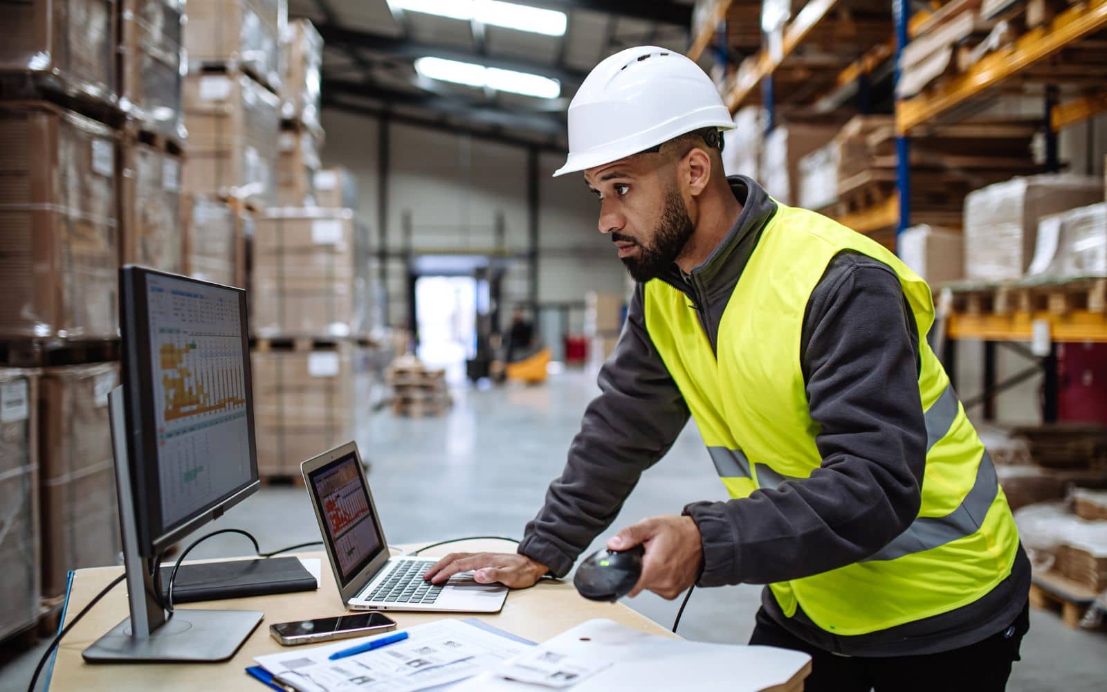 Read more about the article The Benefits Carrier Invoice Processing Brings to Freight Management